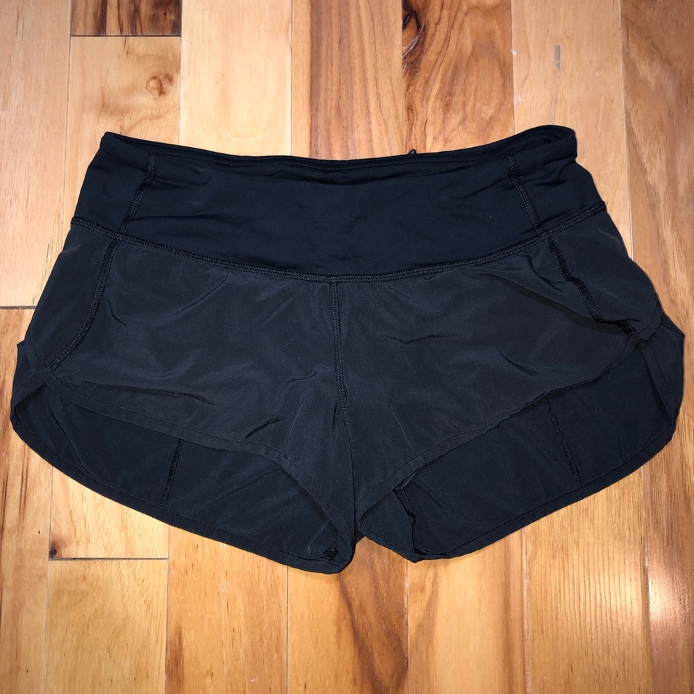 black Lululemon shorts size 4